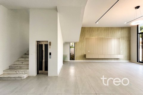 Villa en Jumeirah Park, Dubai, 6 dormitorios, 875.7 m², № 119652 - foto 11