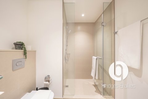 Apartment in Downtown Dubai (Downtown Burj Dubai), Dubai 2 bedrooms, 100 sq.m. № 98131 - photo 17
