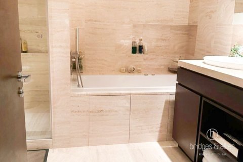 Apartment in Downtown Dubai (Downtown Burj Dubai), Dubai 1 bedroom, 102 sq.m. № 98132 - photo 13