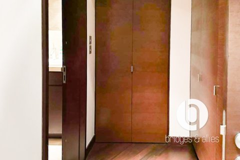 Apartment in Downtown Dubai (Downtown Burj Dubai), Dubai 1 bedroom, 102 sq.m. № 98132 - photo 2