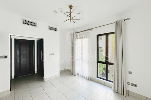 Apartamento en Old Town, Dubai, 1 dormitorio, 90 m², № 98130 - foto 9