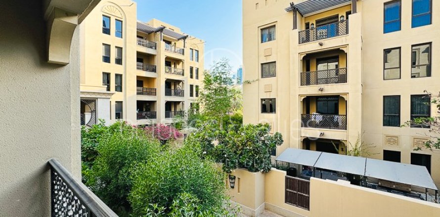 Apartamento en Old Town, Dubai, 1 dormitorio, 90 m², № 98130
