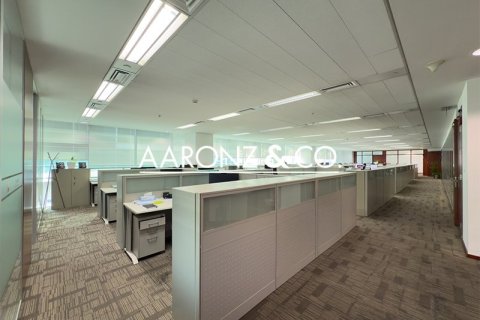 Снять в аренду офис в Sheikh Zayed Road, Дубай: 534м², № 89705 - фото 5