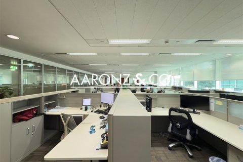 Офис в Sheikh Zayed Road, Дубай, 534м², № 89705