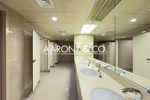 Office in Dubai Investment Park, Dubai 668 sq.m. № 89707 - photo 10