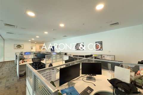 Bureau à Sheikh Zayed Road, Dubai, 179 m², № 89704 - photo 5