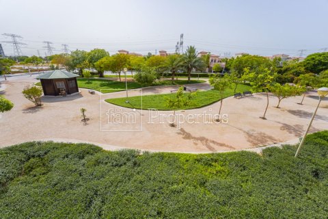 Townhouse in Dubai 1 bedroom, 180 sq.m. № 89196 - photo 18