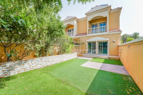 Townhouse in Dubai 1 bedroom, 180 sq.m. № 89196