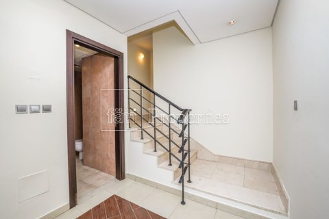 Townhouse in Dubai 1 bedroom, 180 sq.m. № 89196 - photo 9