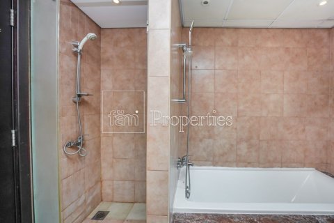 Townhouse in Dubai 1 bedroom, 180 sq.m. № 89196 - photo 14