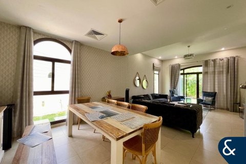 Villa en Al Salam, Mudon, Dubai, 4 dormitorios, 354 m², № 74785 - foto 10