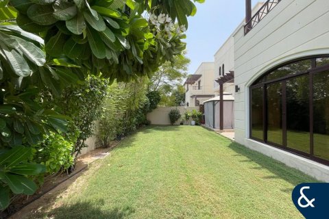 Villa en Al Salam, Mudon, Dubai, 4 dormitorios, 354 m², № 74785 - foto 12