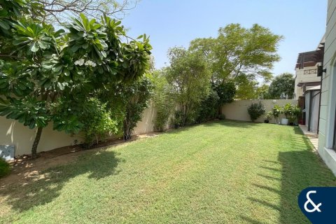 Villa en Al Salam, Mudon, Dubai, 4 dormitorios, 354 m², № 74785 - foto 14