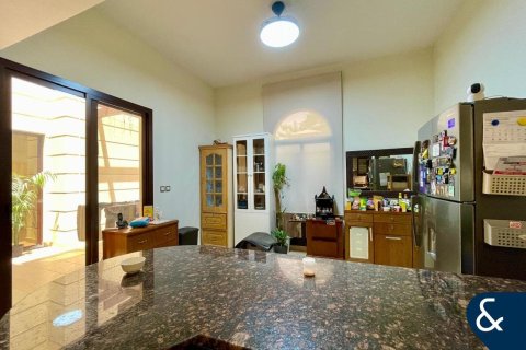 Villa en Al Salam, Mudon, Dubai, 4 dormitorios, 354 m², № 74785 - foto 7