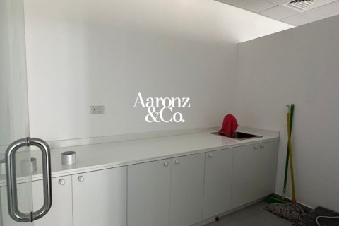 Office in Business Bay, Dubai 82 sq.m. № 111300 - photo 4