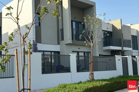 تاون هاوس في دبي 4 غرف نوم, 230 م² رقم 111297