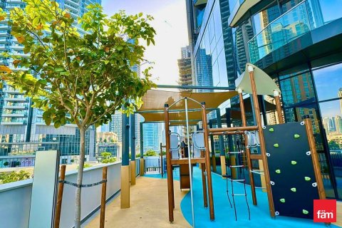 Снять в аренду квартиру в Дубае: 2 спальни, 111.6м², № 96425 - фото 19