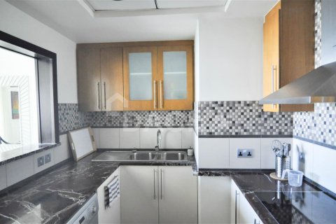 Apartamento en Jumeirah Beach Residence, Dubai, 2 dormitorios, 136 m², № 6520 - foto 3