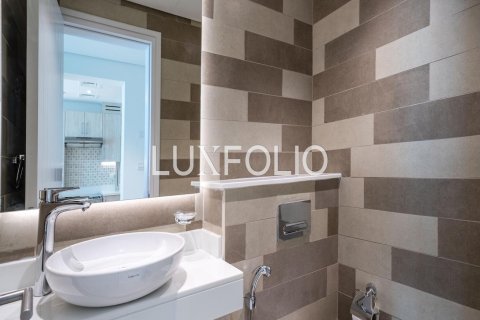 Apartment in Seven Palm, Palm Jumeirah, Dubai 2 bedrooms, 103 sq.m. № 46200 - photo 16