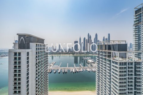 Apartment in EMAAR Beachfront, Dubai Harbour, Dubai 2 bedrooms, 123 sq.m. № 46198 - photo 2