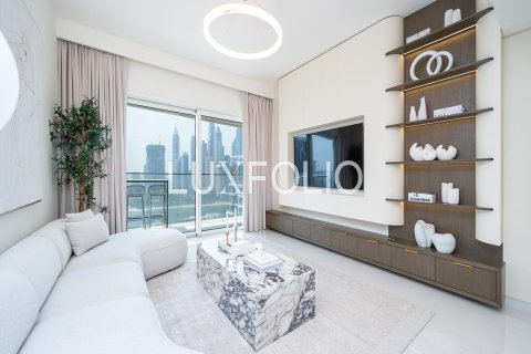 Apartment in EMAAR Beachfront, Dubai Harbour, Dubai 2 bedrooms, 123 sq.m. № 46198 - photo 1