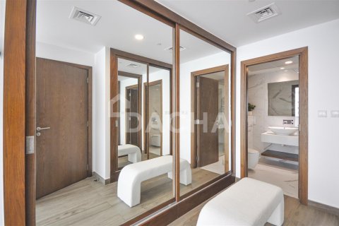 Duplex à Jumeirah Village Circle, Dubai, 2 chambres, 175 m², № 6801 - photo 9