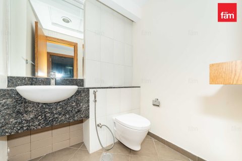 Appartement à Business Bay, Dubai, 1 chambre, 105.8 m², № 139363 - photo 13