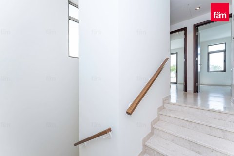 Villa in Reem, Dubai 3 bedrooms, 274.3 sq.m. № 139360 - photo 18