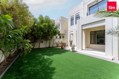 Villa in Reem, Dubai 3 bedrooms, 274.3 sq.m. № 139360
