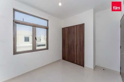 Villa in Reem, Dubai 3 bedrooms, 274.3 sq.m. № 139360 - photo 9