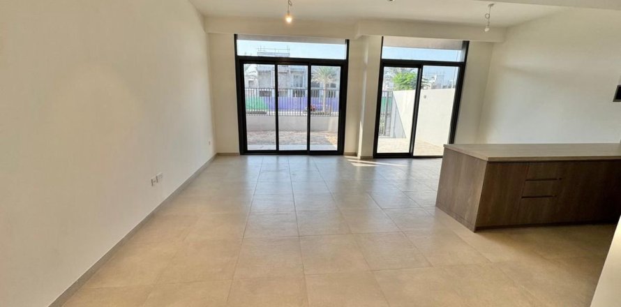 Townhouse in Dubai 3 bedrooms, 206 sq.m. № 97888