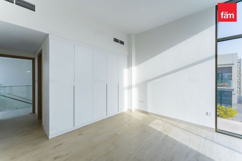 Снять в аренду виллу в Al Furjan, Дубай: 5 спален, 570м², № 40670 - фото 3