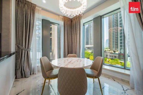 Apartment in Downtown Dubai (Downtown Burj Dubai), Dubai 2 bedrooms, 114.3 sq.m. № 139425 - photo 2