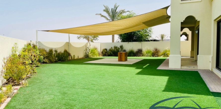 Вилла в Lila, Arabian Ranches 2, Дубай, 5 спален, 692м², № 3682