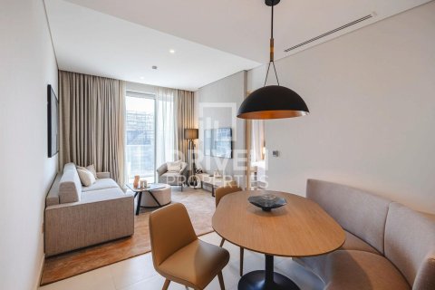 Apartment in Vida Residences Dubai Mall, Downtown Dubai (Downtown Burj Dubai), Dubai 2 bedrooms, 101.54 sq.m. № 127638 - photo 2