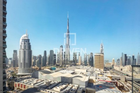 Apartment in Vida Residences Dubai Mall, Downtown Dubai (Downtown Burj Dubai), Dubai 2 bedrooms, 101.54 sq.m. № 127638 - photo 13