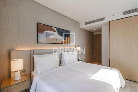 Apartment in Vida Residences Dubai Mall, Downtown Dubai (Downtown Burj Dubai), Dubai 2 bedrooms, 101.54 sq.m. № 127638 - photo 7