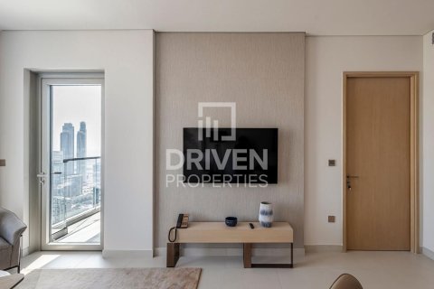 Apartment in Vida Residences Dubai Mall, Downtown Dubai (Downtown Burj Dubai), Dubai 1 bedroom, 70.79 sq.m. № 127639 - photo 3