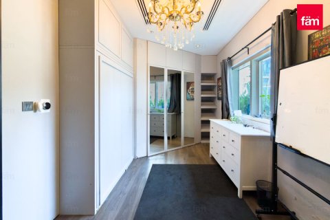 Duplex à Dubai Marina, Dubai, 2 chambres, 217.9 m², № 110934 - photo 2