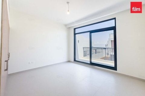 Villa in Dubai 4 bedrooms, 484.1 sq.m. № 23756 - photo 13