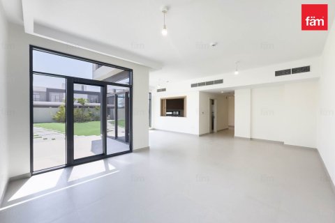 Villa in Dubai 4 bedrooms, 484.1 sq.m. № 23756 - photo 10