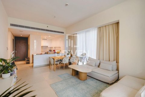 Apartment in Al Wasl, Dubai 3 bedrooms, 160.63 sq.m. № 129211 - photo 3