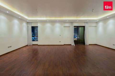 Apartment in Dubai 4 bedrooms, 260.6 sq.m. № 113620 - photo 26