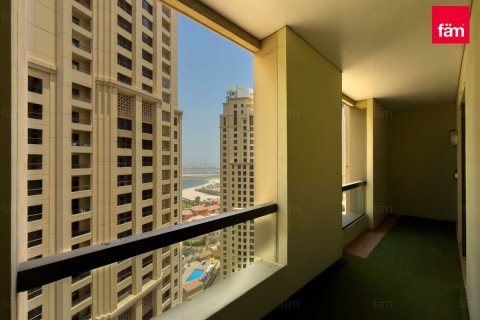Apartment in Dubai 4 bedrooms, 260.6 sq.m. № 113620 - photo 16