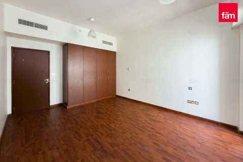 Apartment in Dubai 4 bedrooms, 260.6 sq.m. № 113620 - photo 24