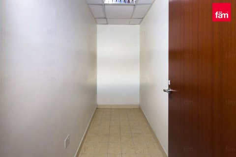 Apartment in Dubai 4 bedrooms, 260.6 sq.m. № 113620 - photo 18