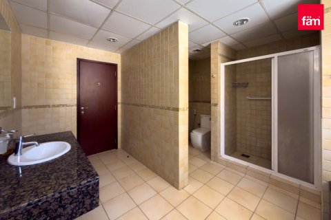 Apartment in Dubai 4 bedrooms, 260.6 sq.m. № 113620 - photo 8