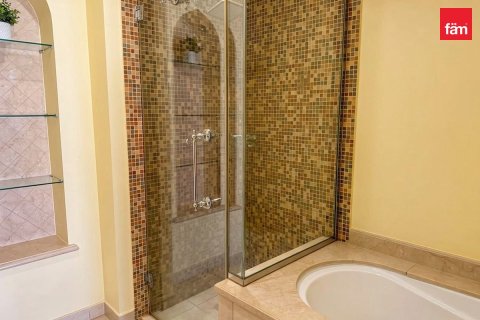 Appartement à Old Town, Dubai, 2 chambres, 130.2 m², № 123909 - photo 5