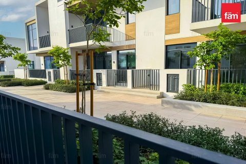 Villa à Dubai, 3 chambres, 125 m², № 123906