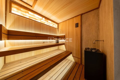 Villa in Dubai 6 bedrooms, 1031 sq.m. № 102244 - photo 6
